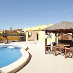 Agradable Con Piscina