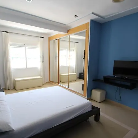 Agradable Con Piscina Semesterbostad