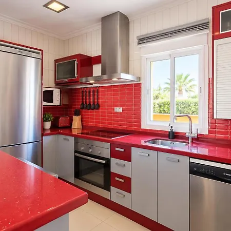 Agradable Con Piscina Casa vacanze *
