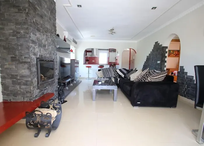 Holiday home Agradable Con Piscina Torrevieja