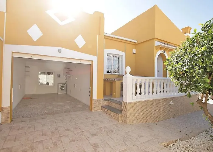 Agradable Con Piscina Holiday home *