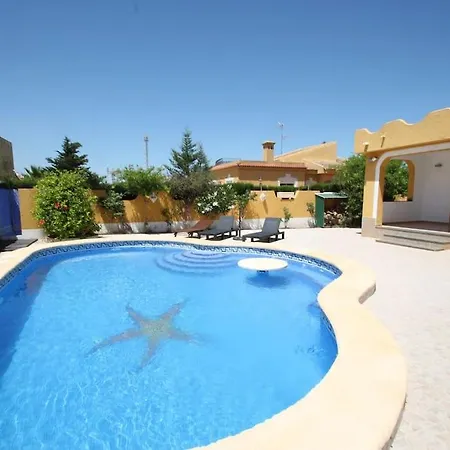 Prázdninový dům Agradable Con Piscina *